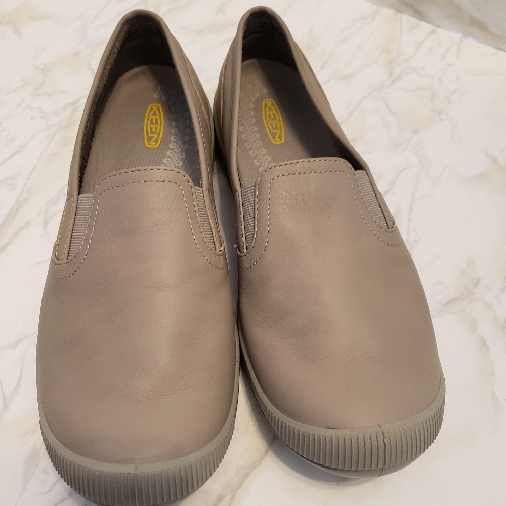 Keen Lorelai Slip On Beige Women Shoes US 9 UK 6.5
